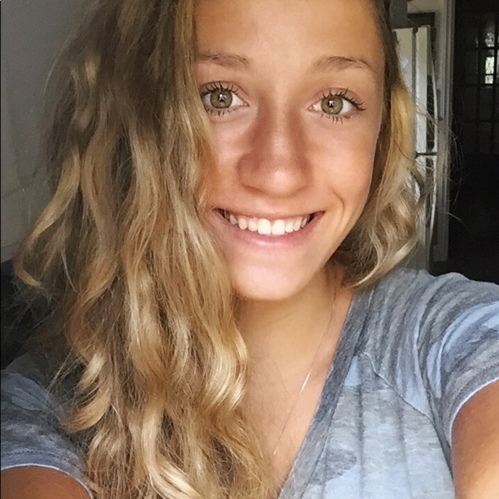 Meet your Posher, Erika